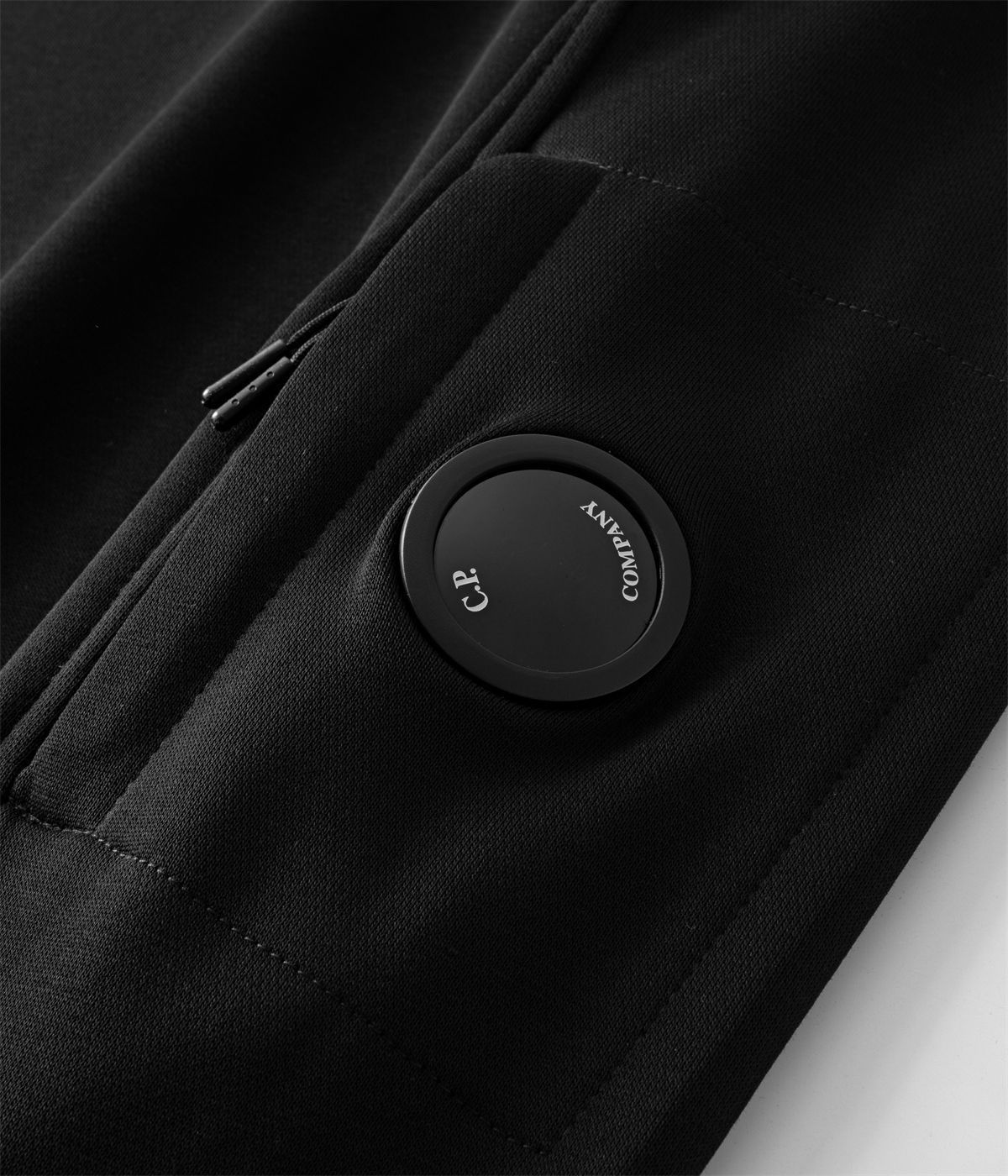 detail noir lens bouton