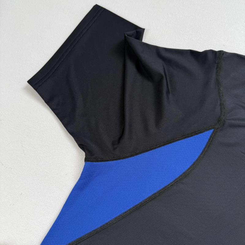 detail noir flanc mesh