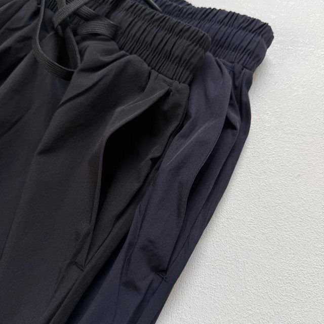 noir bleu foncé detail ceintures