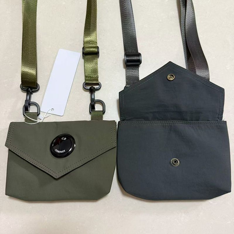 kaki anthracite detail ouvert