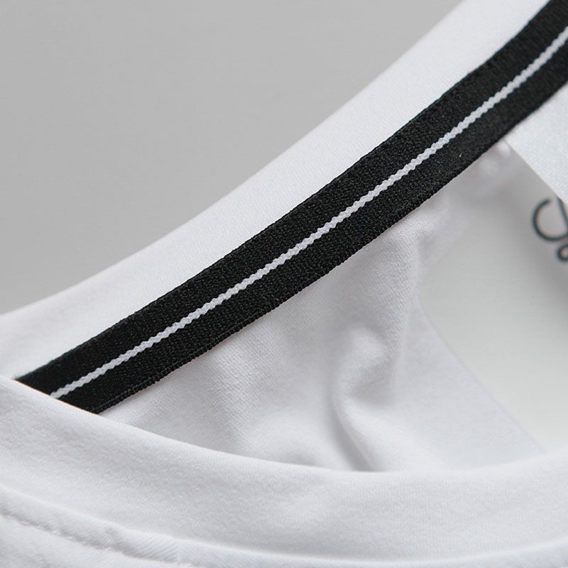 blanc detail 2