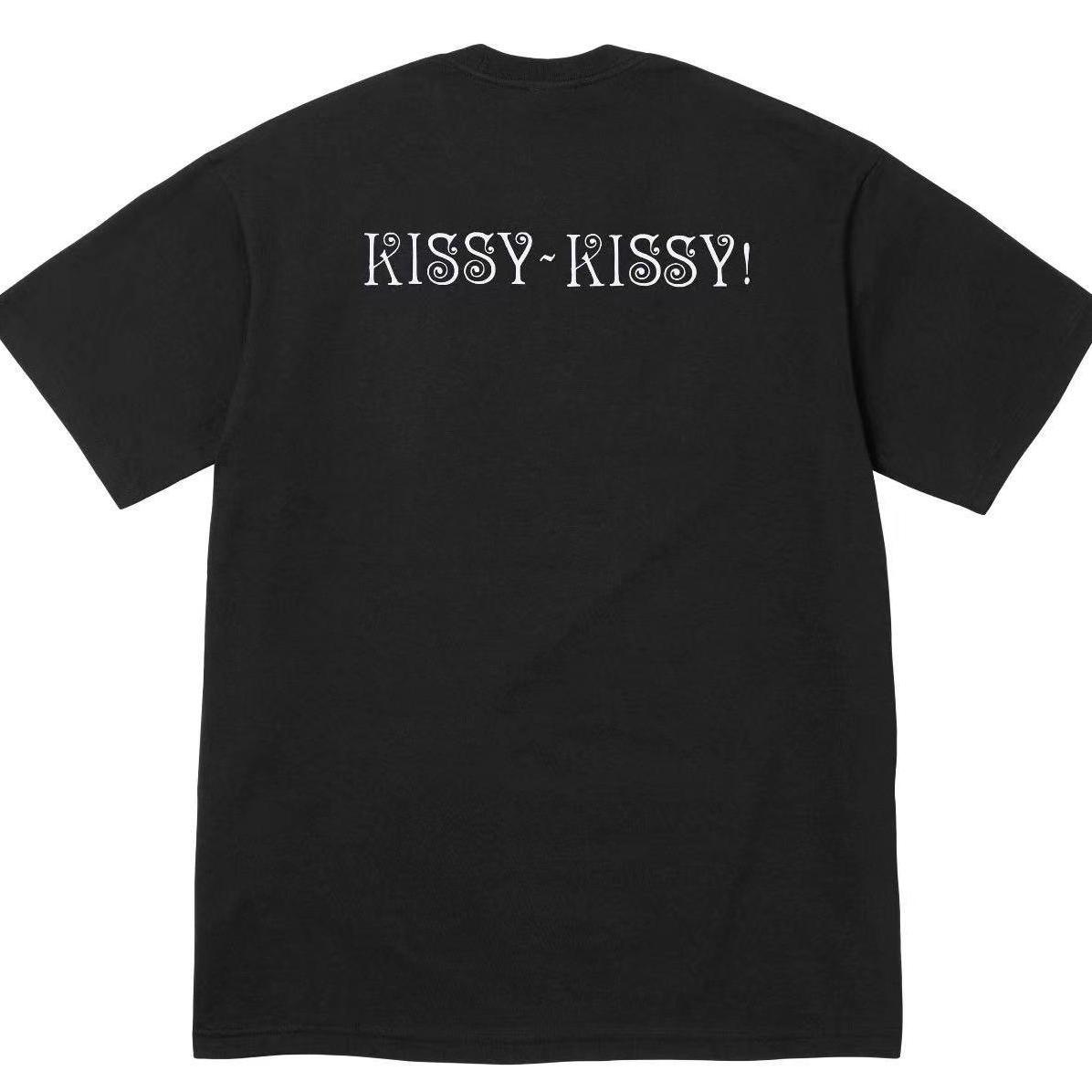noir detail dos kissy