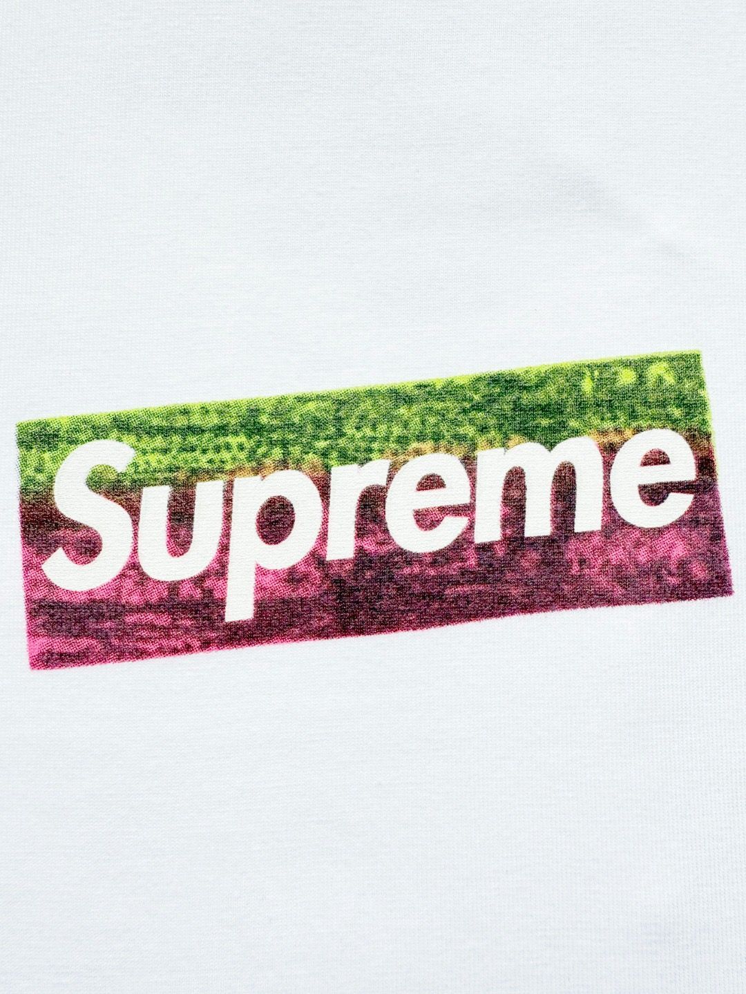 blanc detail box logo couleur