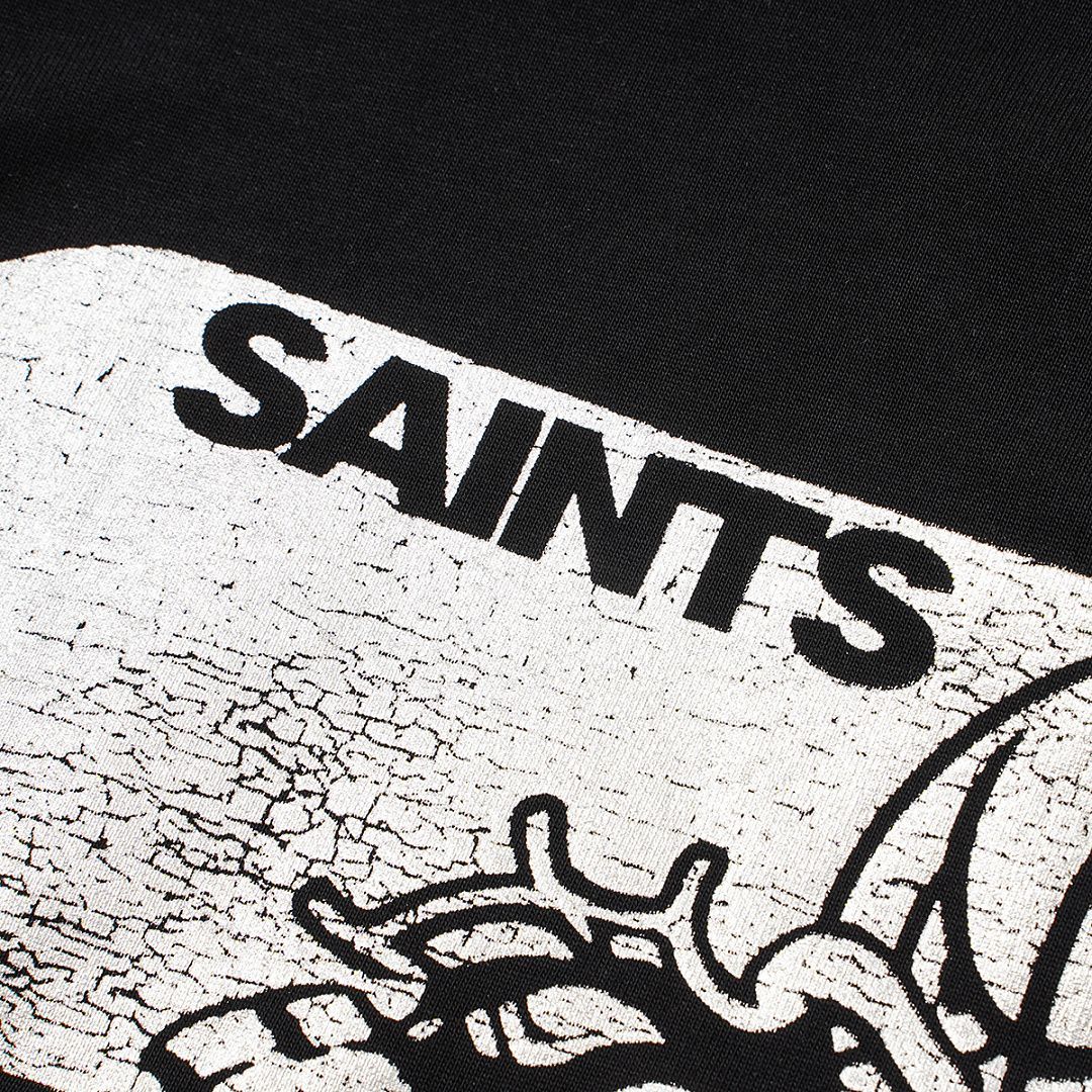 noir detail manche
