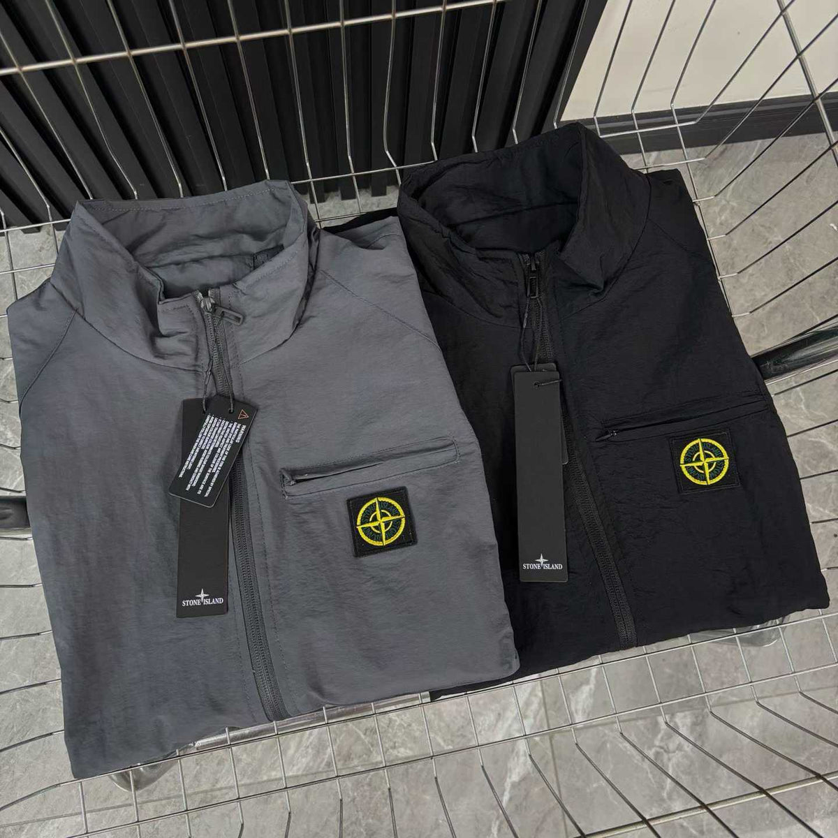 gris noir detail col