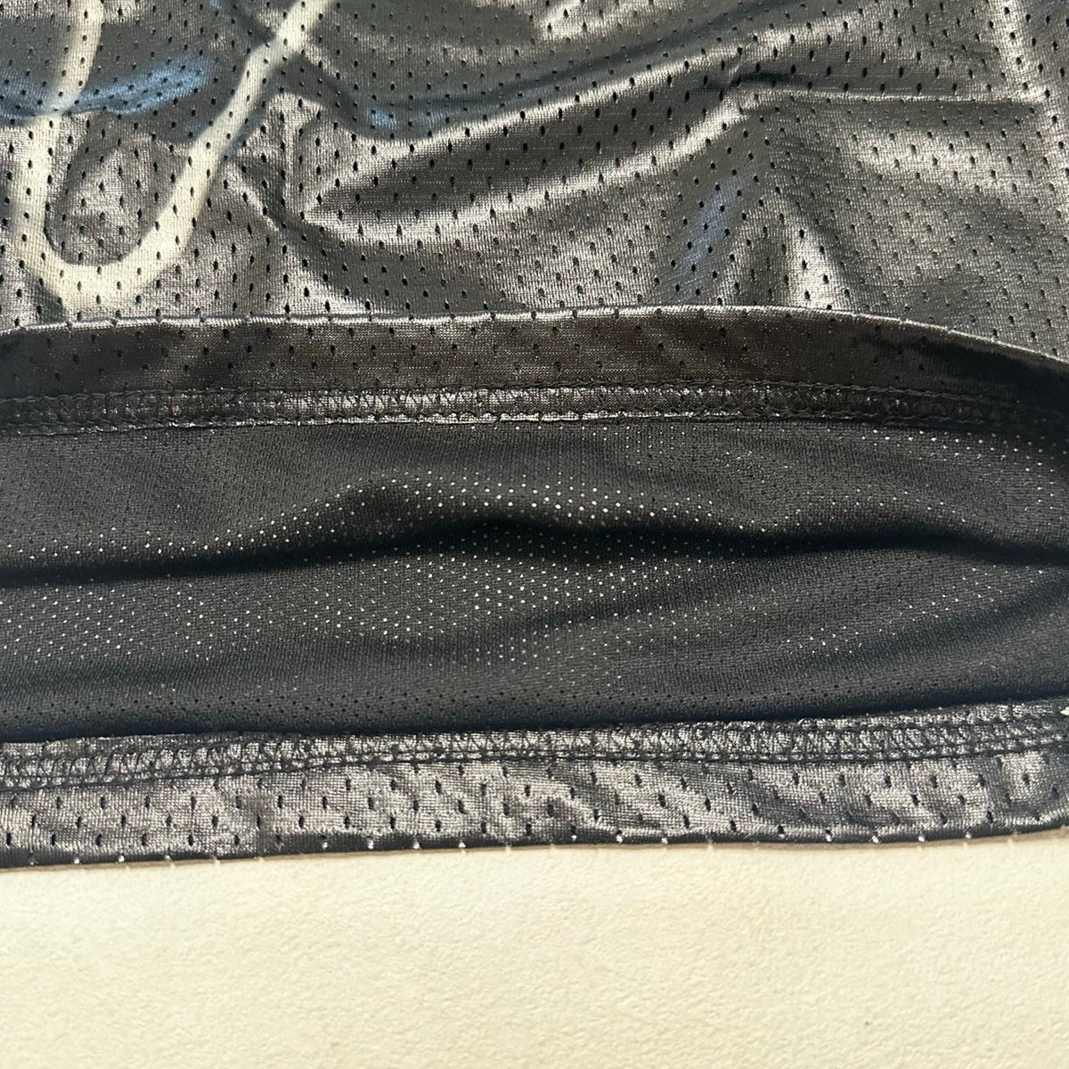 noir detail mesh