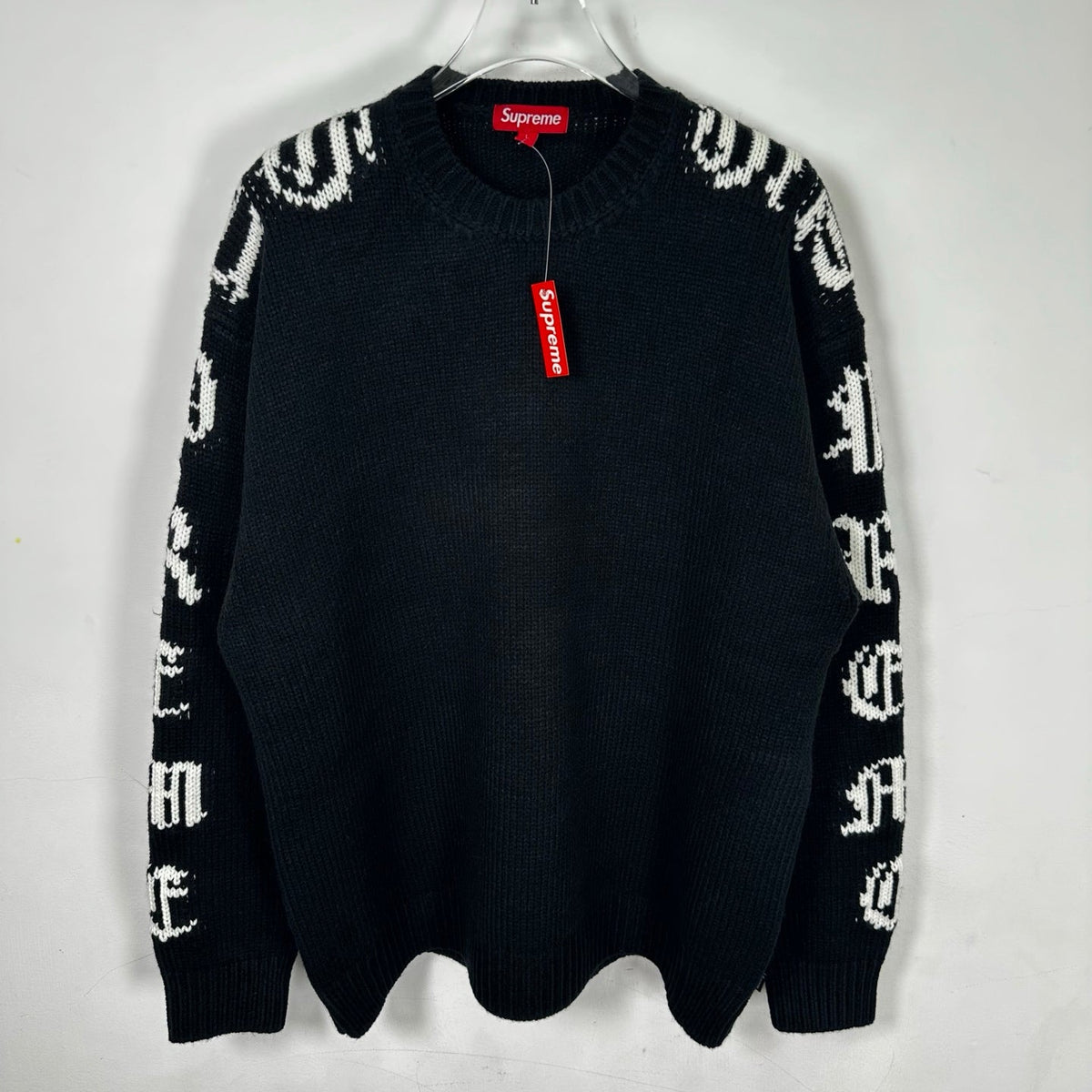 noir front