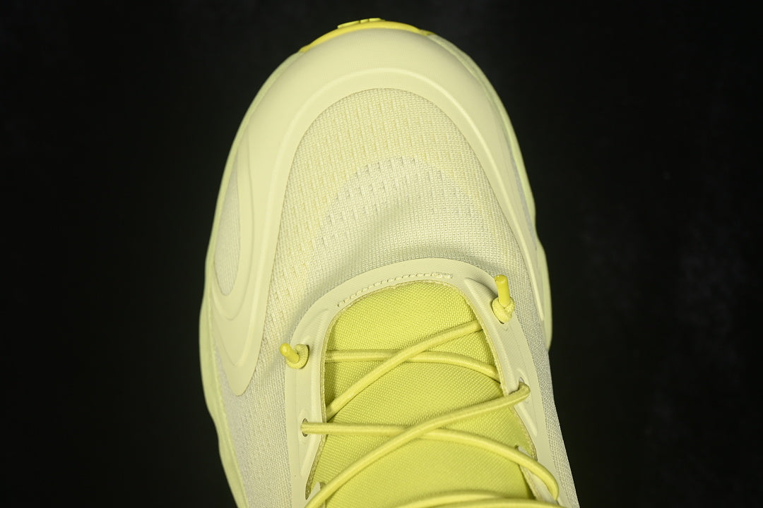 jaune