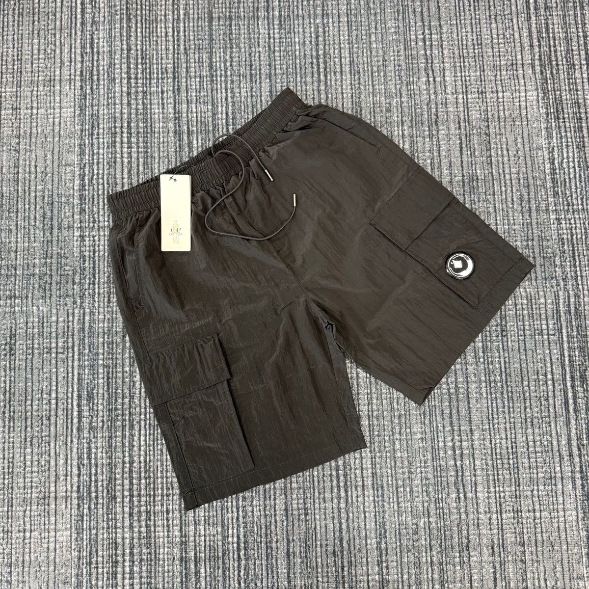 Short C.P. Company Marron — vue 1