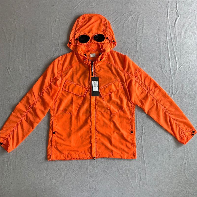 detail orange 1
