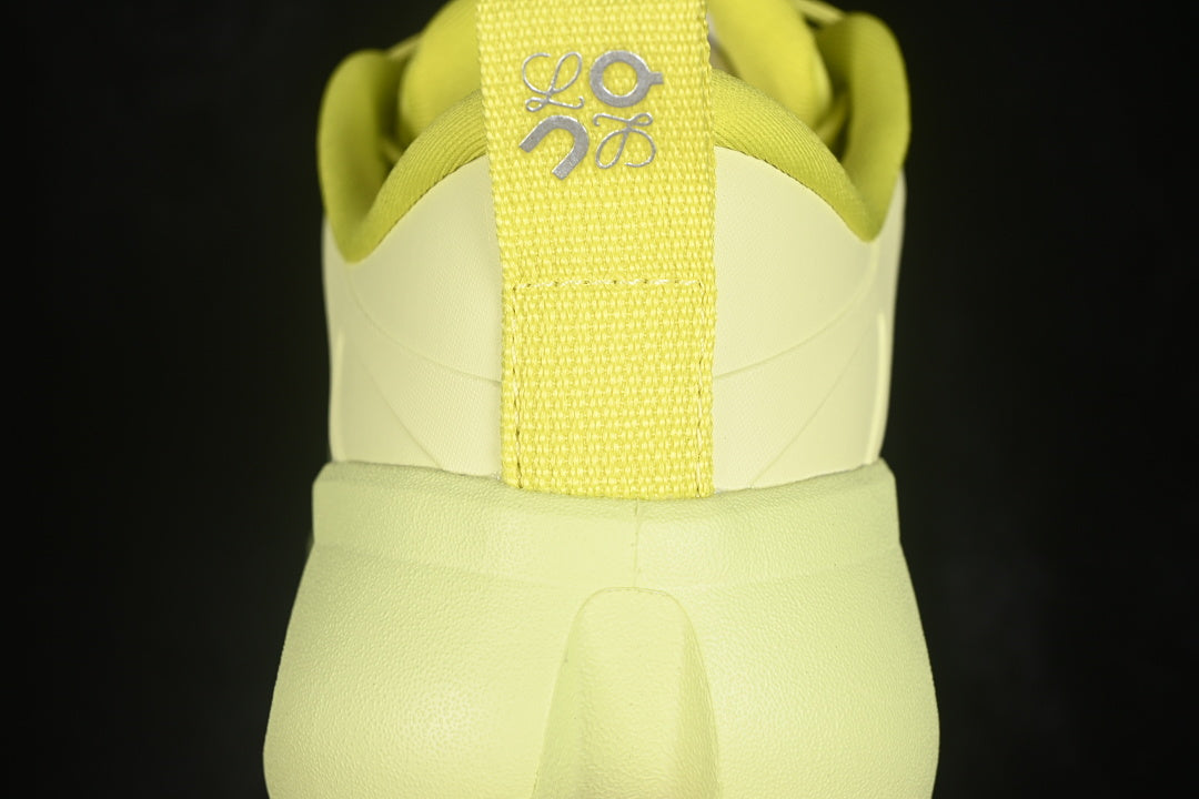 jaune