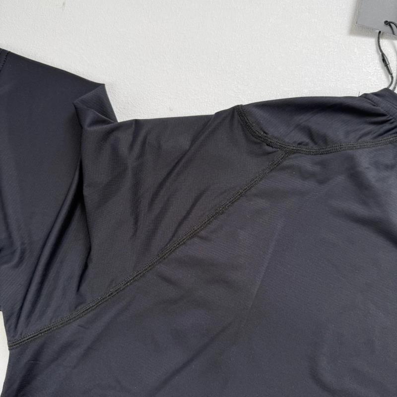 detail noir ourlet
