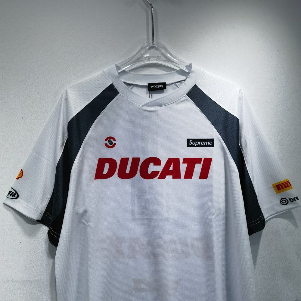 detail blanc patches sponsors