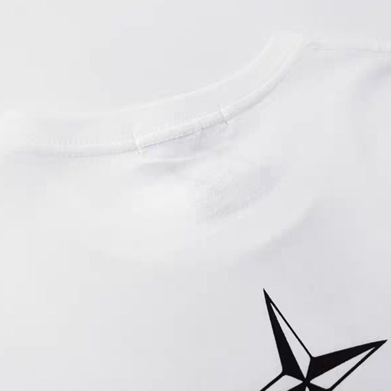 detail blanc col