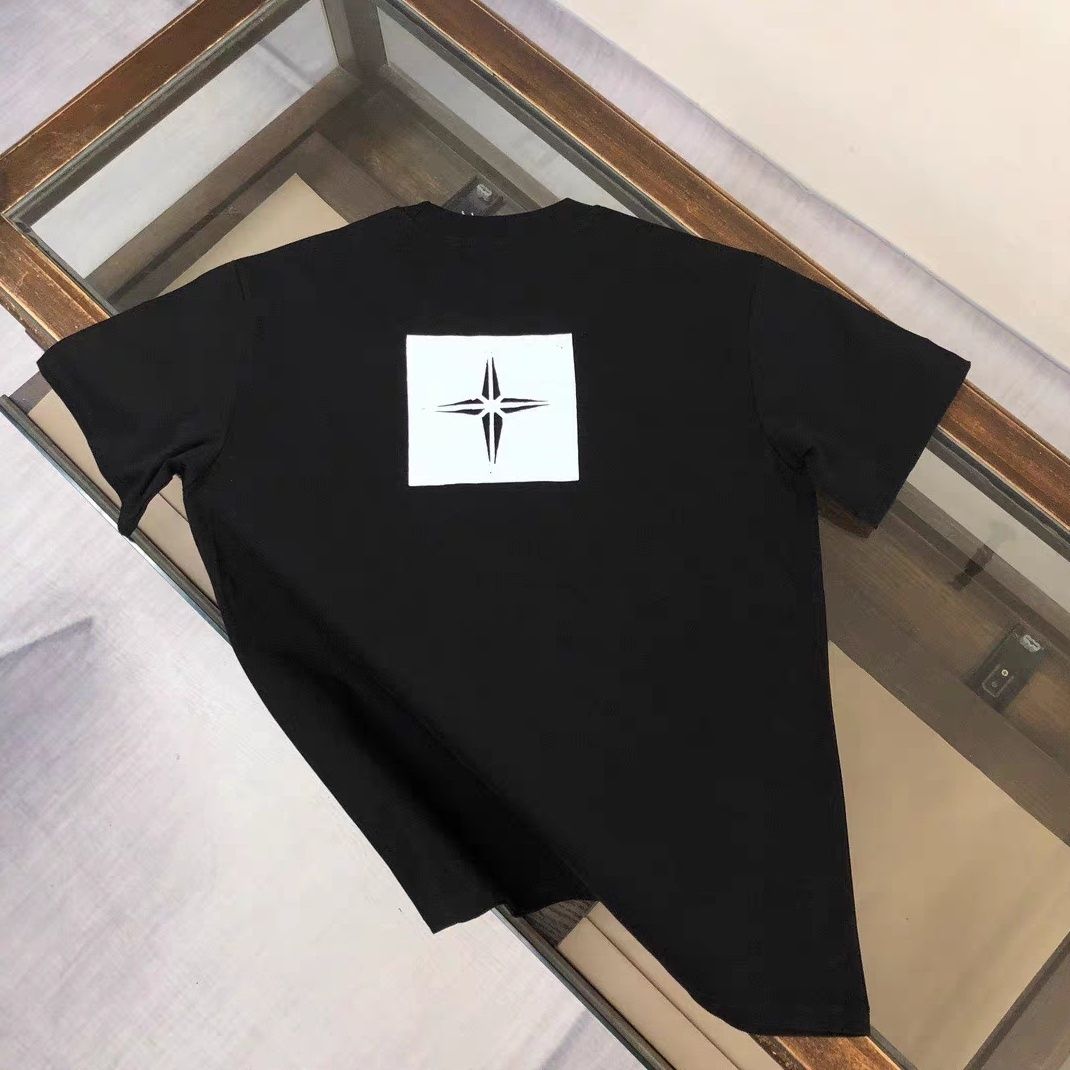 detail blanc print zoom
