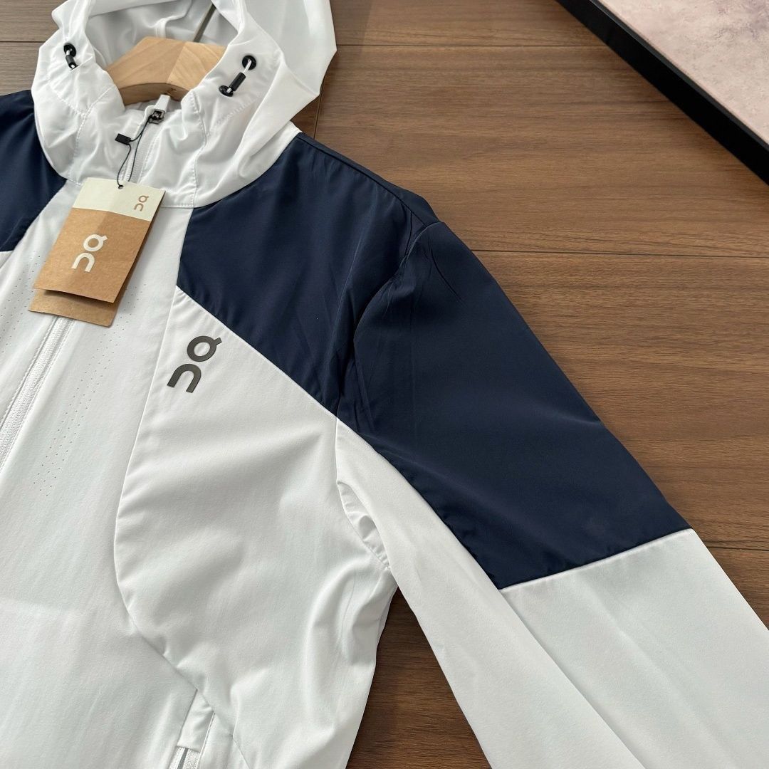 bleu marine blanc detail dos