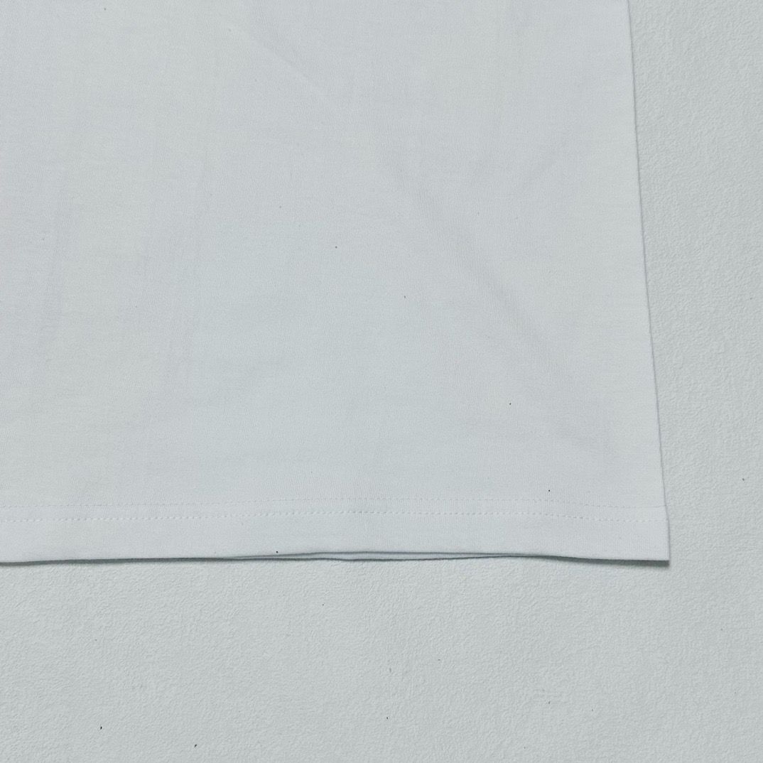 blanc detail couture bas