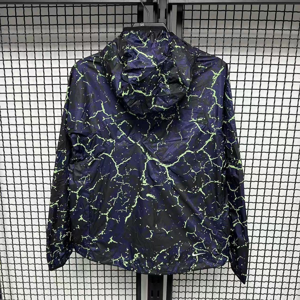violet detail dos