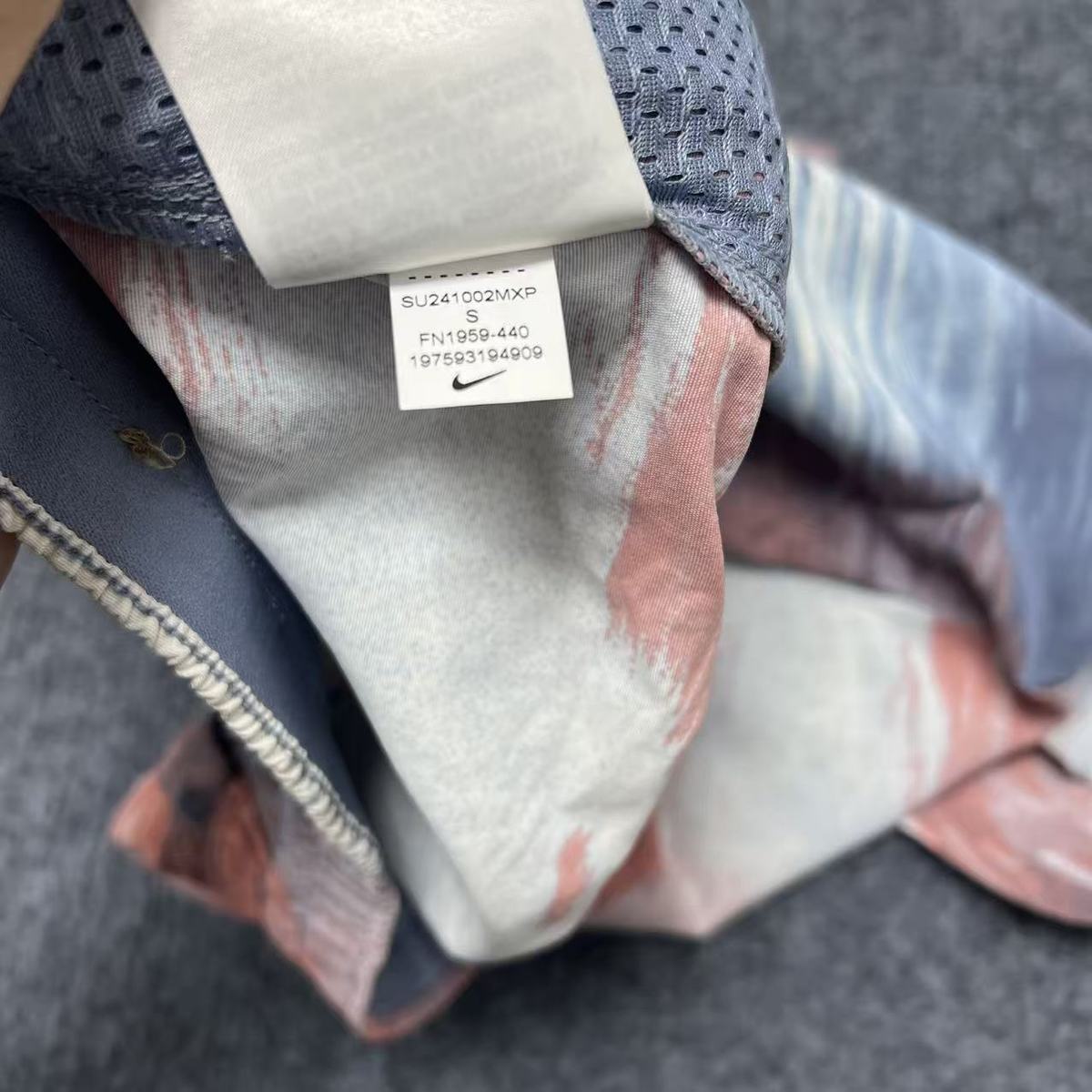 multicolore detail doublure etiquette