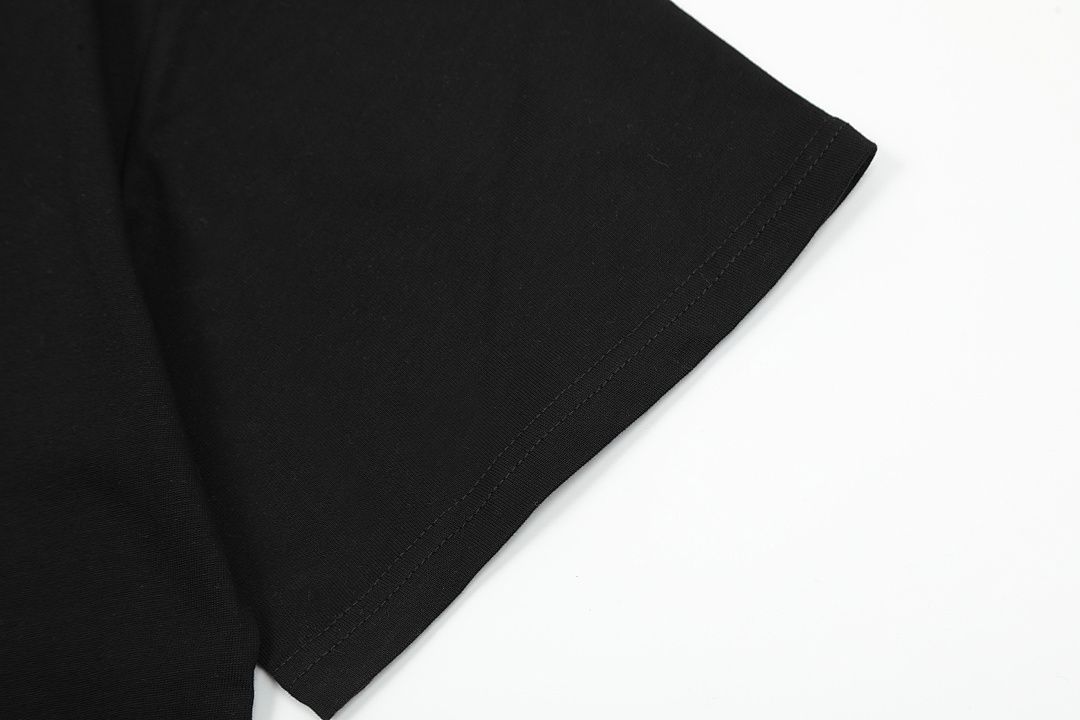 noir detail manche