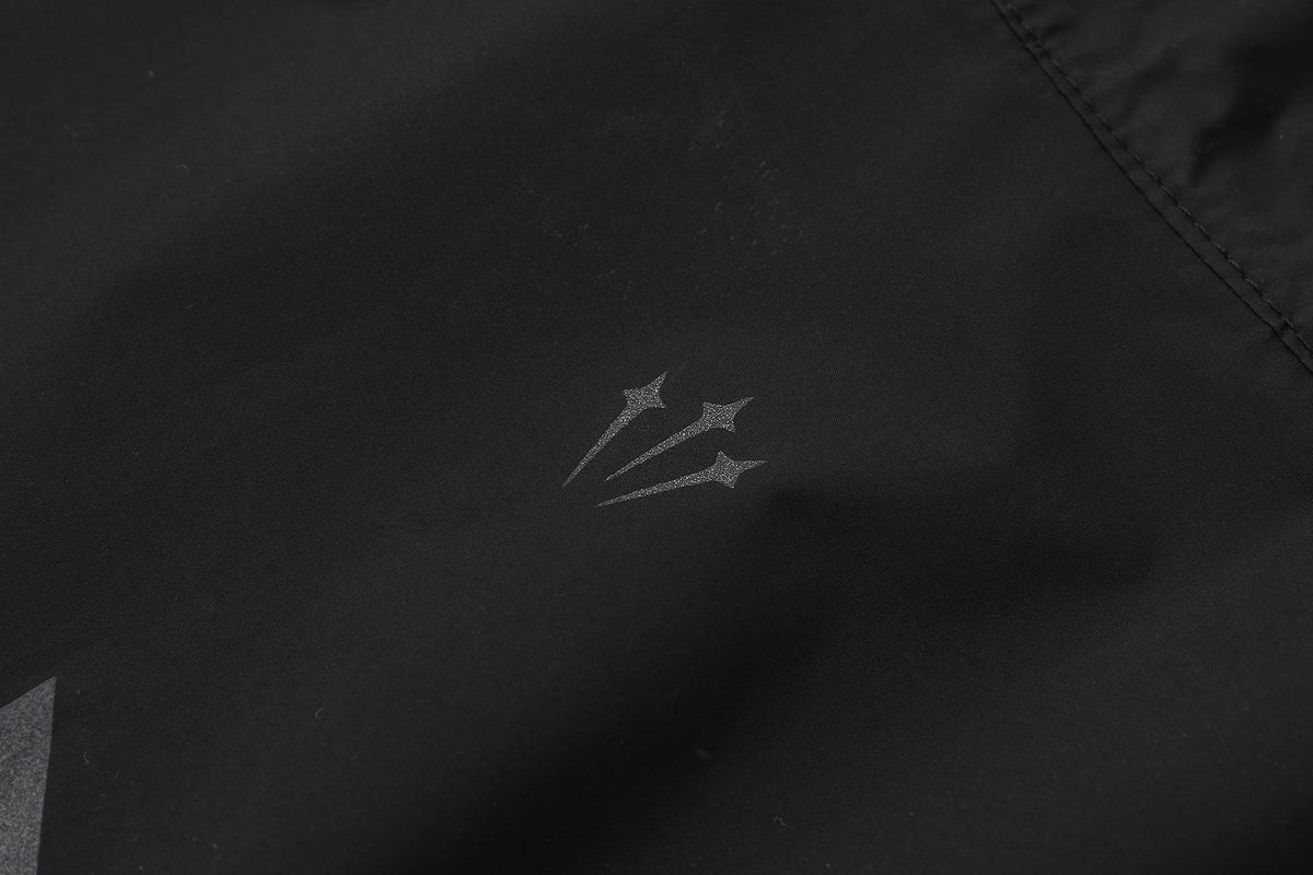noir detail logo