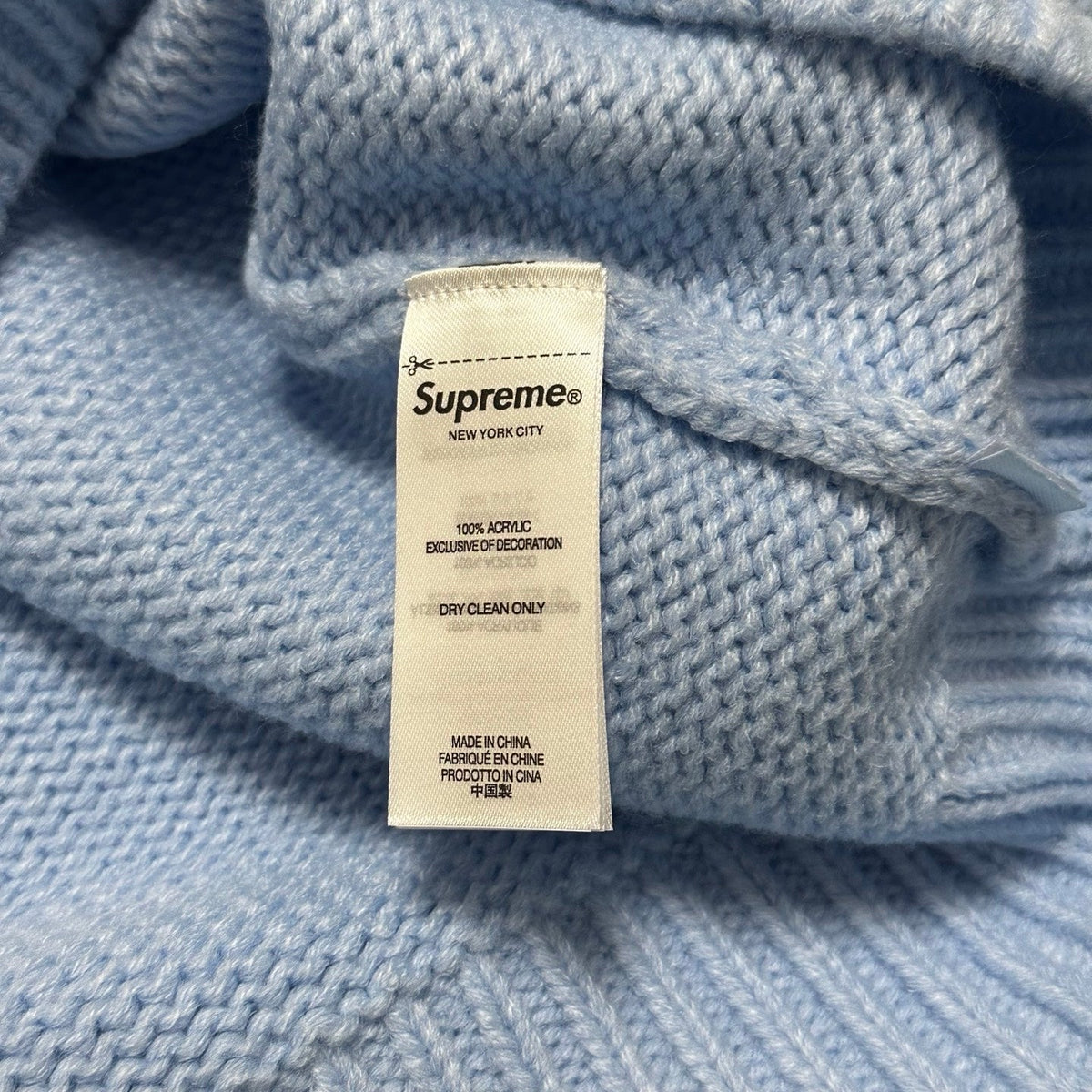 bleu ciel detail label