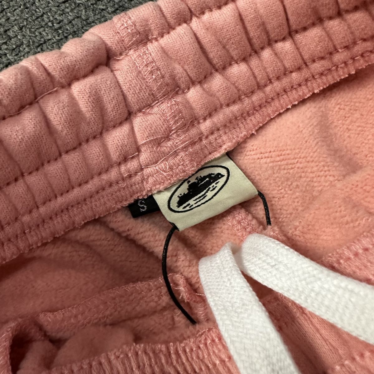Short Corteiz Alcatraz Rose — vue 2 ceinture