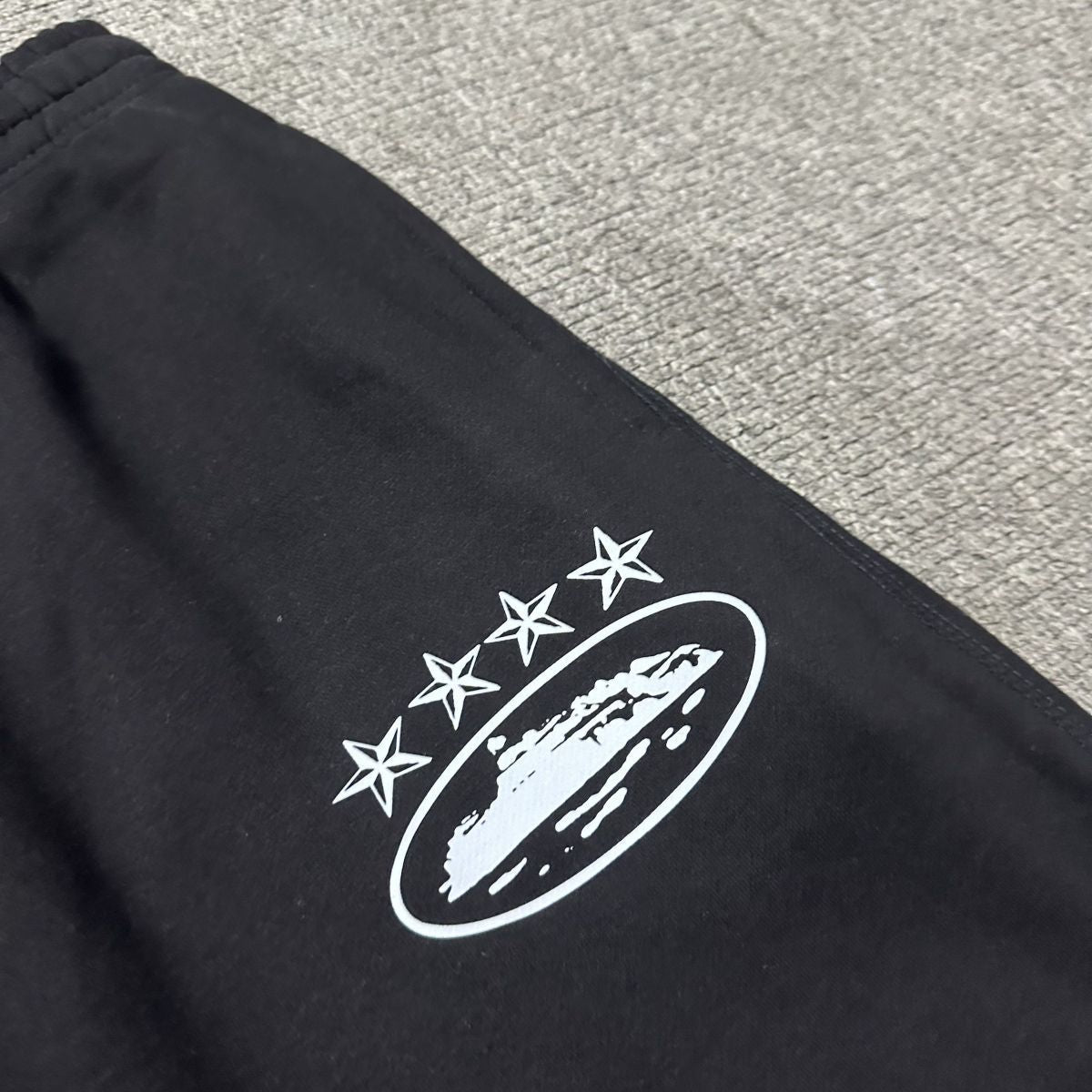 Short Corteiz Alcatraz Noir — vue 5 logo